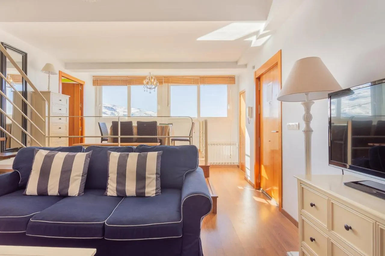 Apartamentos Nevada Suite 塞拉内华达